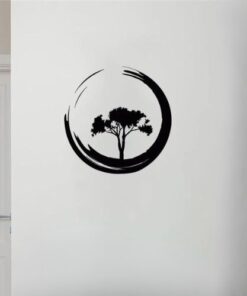 sticker arbre de vie noir avec un cercle autour effet pinceau dans une chambre